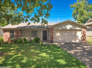 126 Shady Oak Dr, Sherwood, AR 72120
