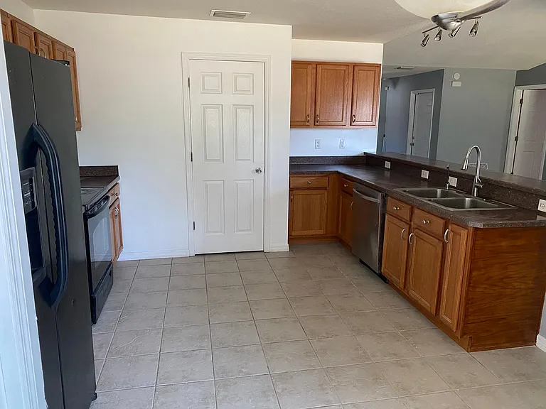 12823 Valimar Rd — Photo 21