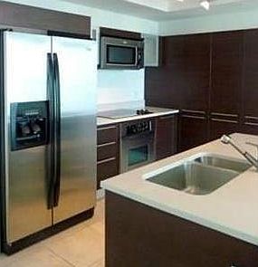 4th image of 1900 N Bayshore Dr APT 2106
