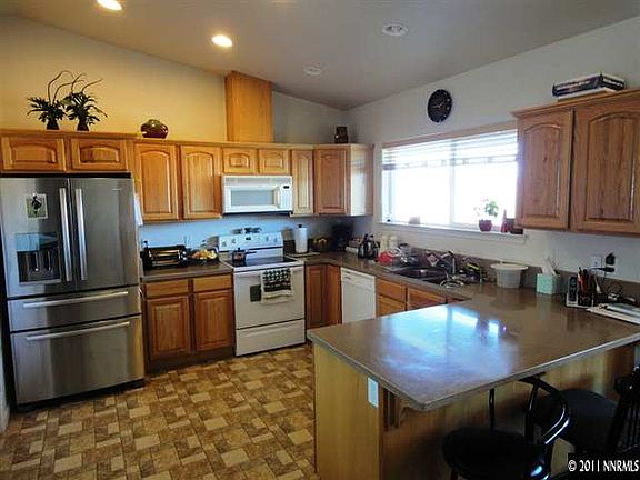 3rd image of 4075 Lepire Dr