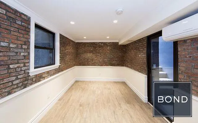 Rented by Bond New York | media 27