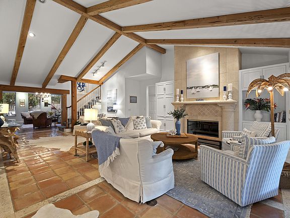 4th image of 122 Lighthouse Drive