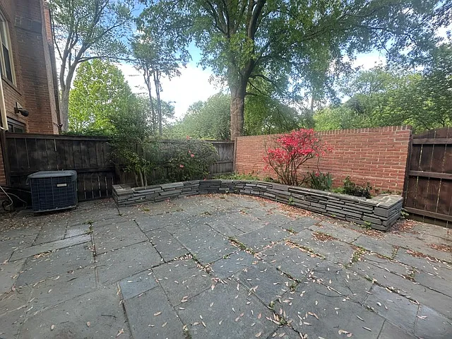 1954 Hopewood Dr — Photo 31