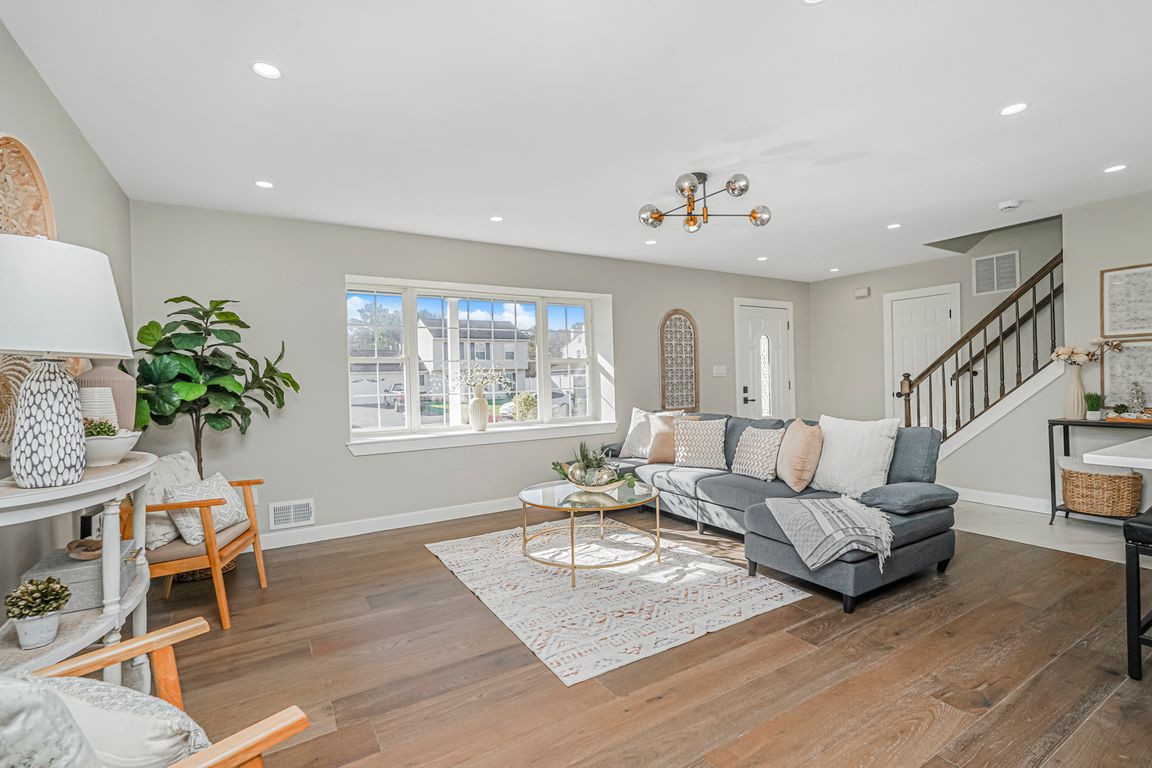 next background image