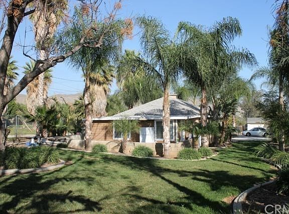 5th image of 3713 Conning St