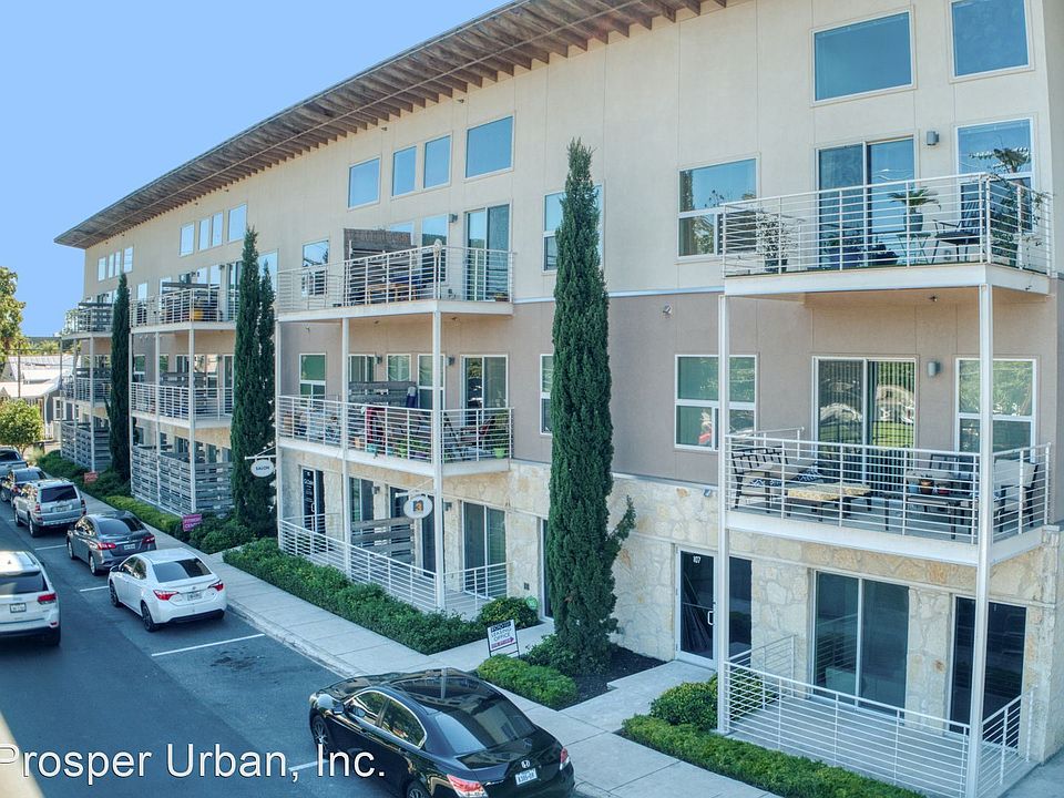 1st image of 1010 S Flores St
