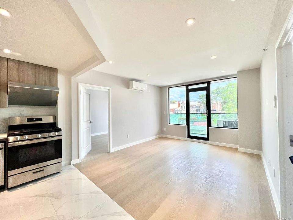 1st image of 3258 105th St APT 4G