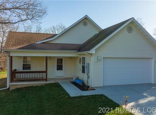 726 Lapoint Rd, Linn Creek, MO 65052