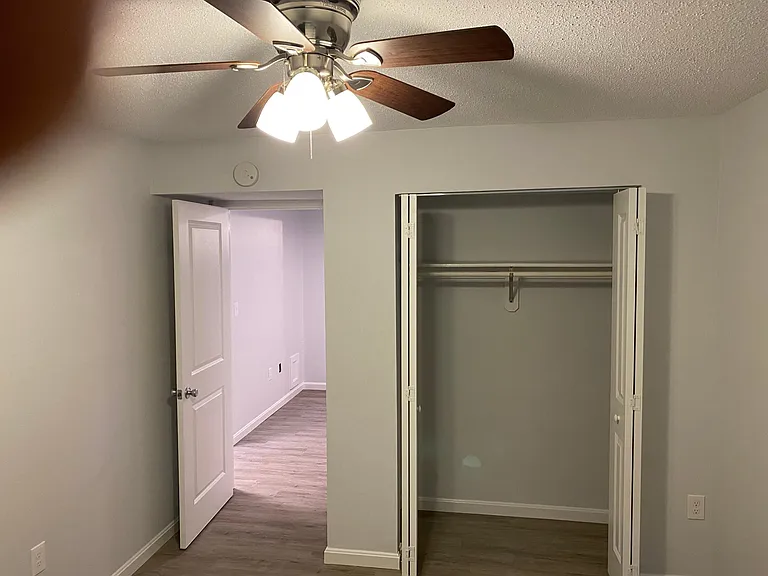 46 Galveston Pl SW #C — Photo 9