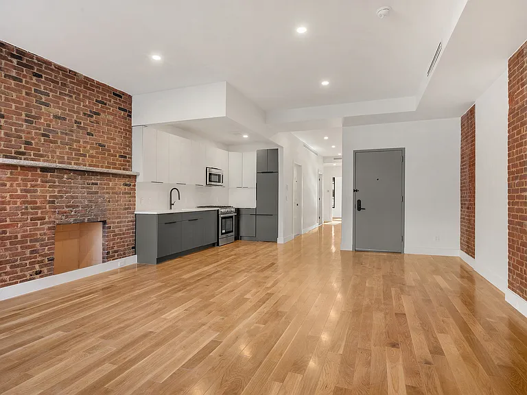 59 W 70th St #2 — Photo 5