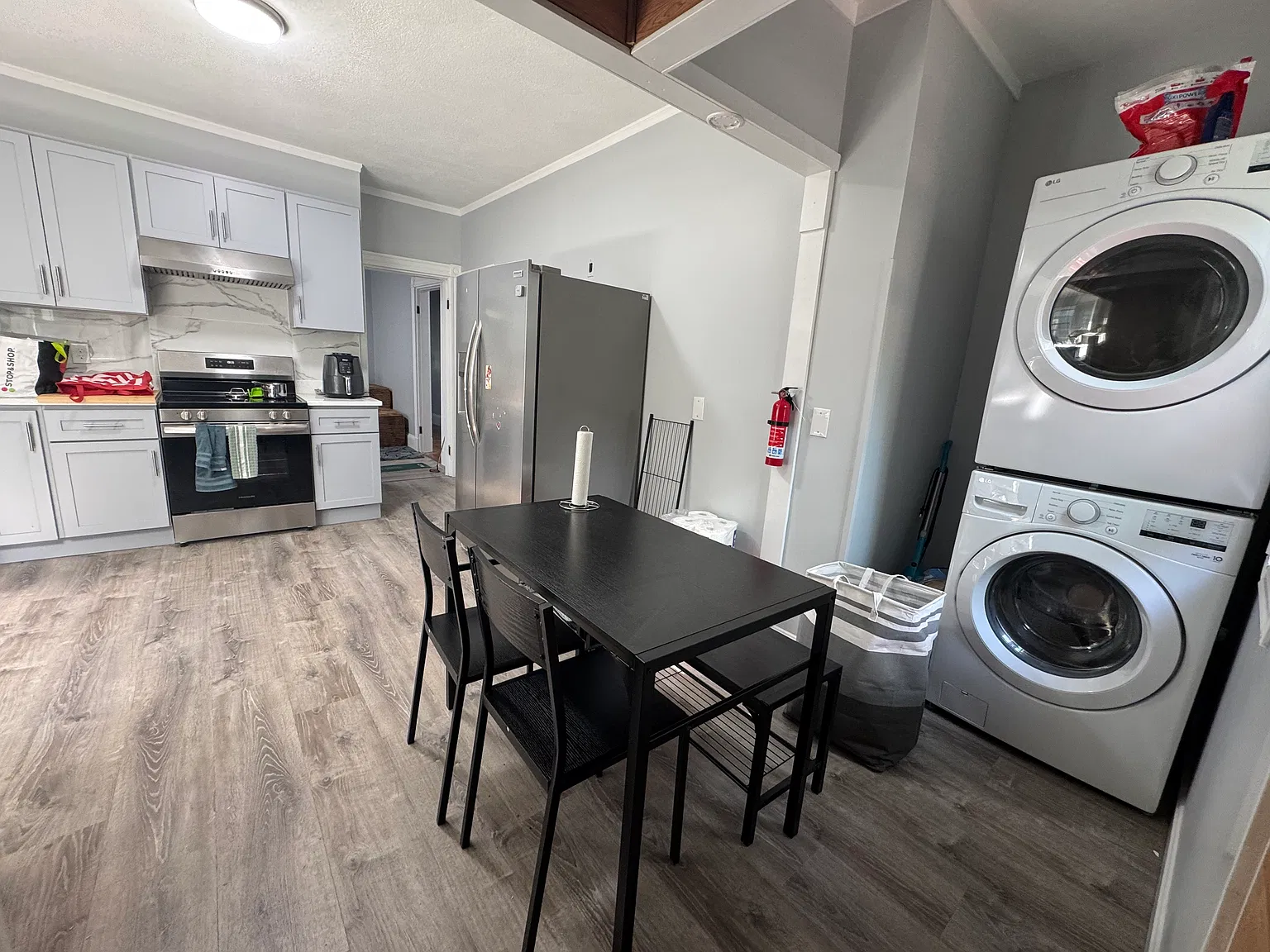 3 bed, 1388 sqft, $1,400 — Photo 1