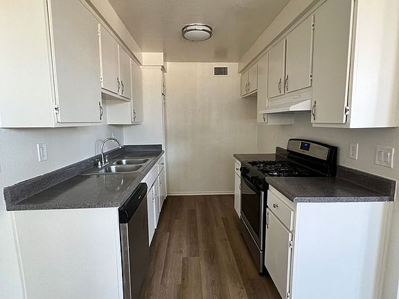 5th image of 9920 De Soto Ave #5-07