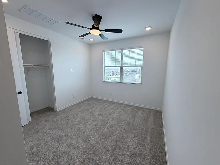 24172 W Raymond St — Photo 43