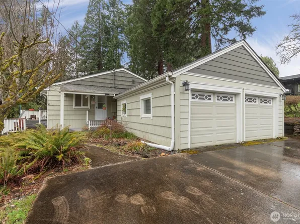 111 N Crescent Drive, Kelso, WA 98626