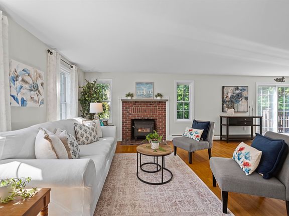 4th image of 54 Beech Hill Road
