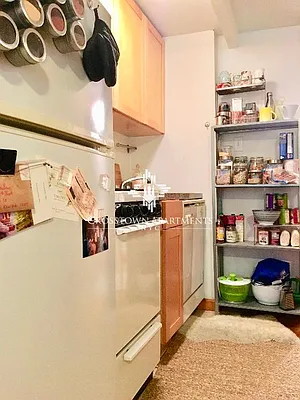 Rented by Crosstown Apartments NYC | media 17