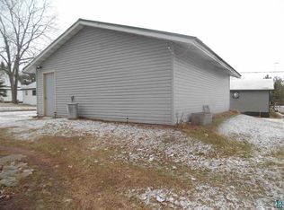 615 W Pine St, Washburn, WI 54891