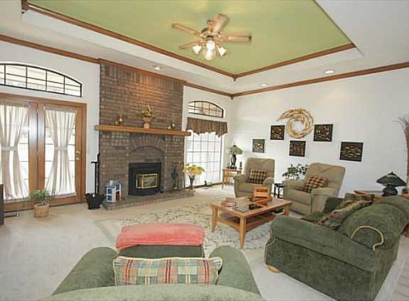 www.Edmond4Rent.com - 9650 Skyridge Dr