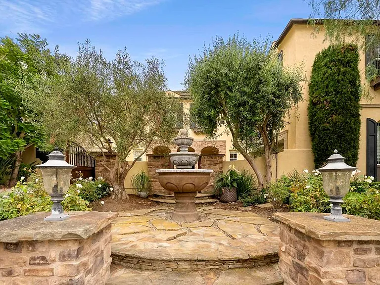 7625 Circulo Sequoia — Photo 4