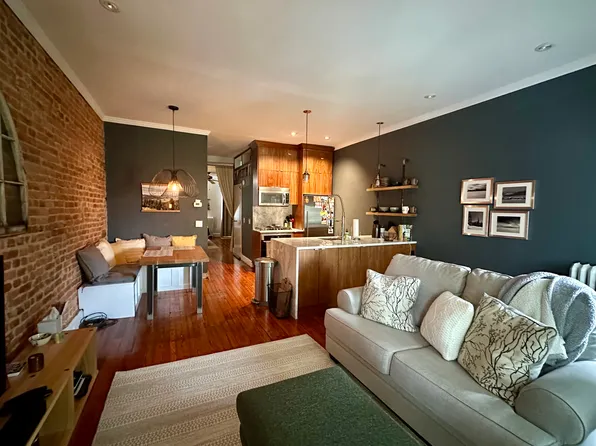 3021 Saint Paul St #3, Baltimore, MD 21218