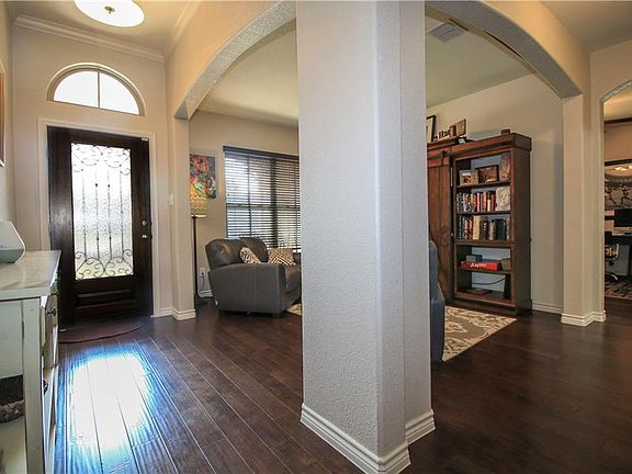5th image of 113 Parkview Dr