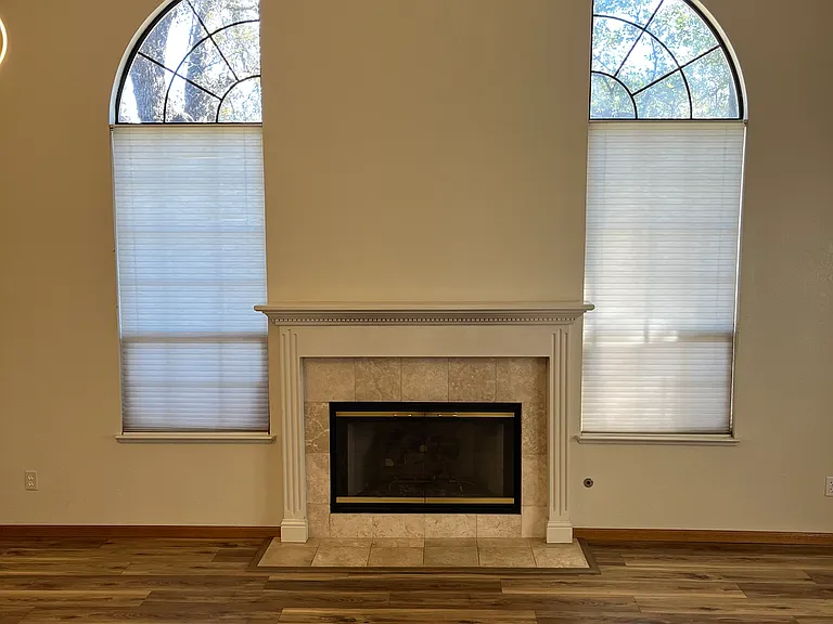 258 Hoffman Ave — Photo 3