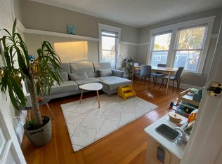 11 Chilton St #3, Cambridge, MA 02138