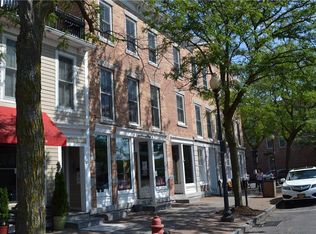 10 W Genesee St APT 7, Skaneateles, NY 13152