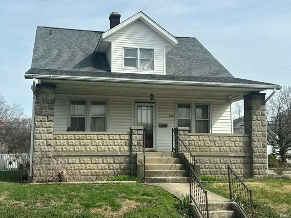 400 NW 1st St, Washington, IN 47501