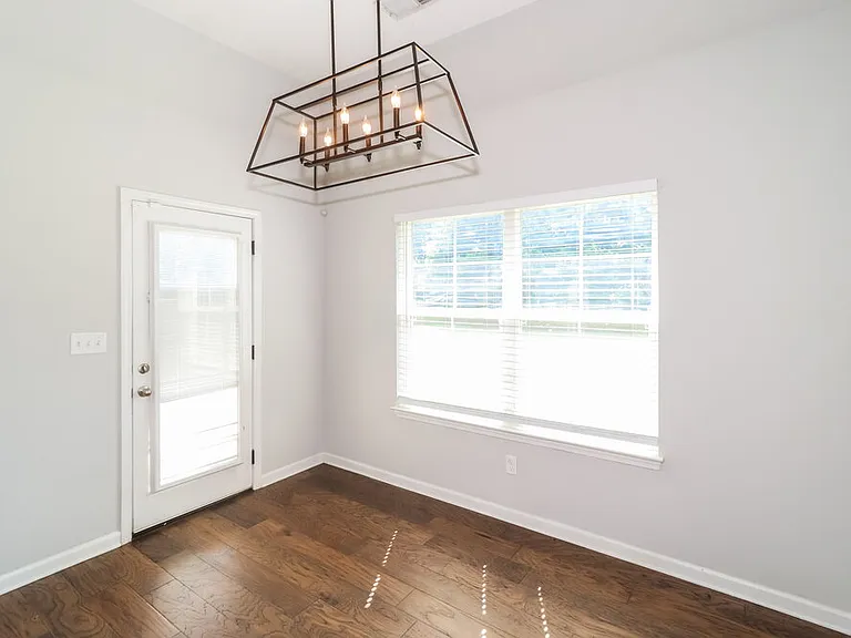 3811 Dawnwood Cir W — Photo 7