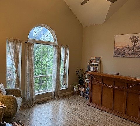 2nd image of 1801 Calaveras Dr