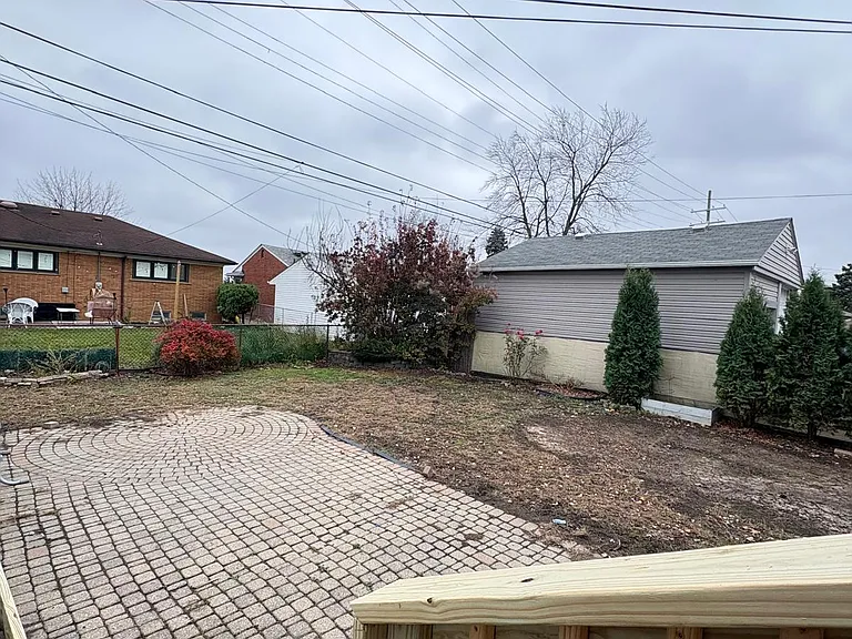 2625 Walnut St — Photo 20