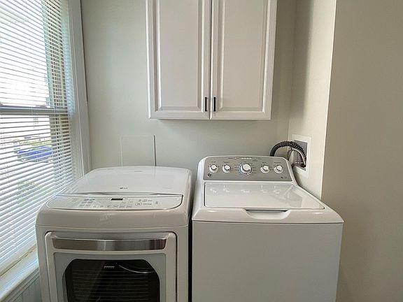 4th image of 12 Massasoit Rd #2
