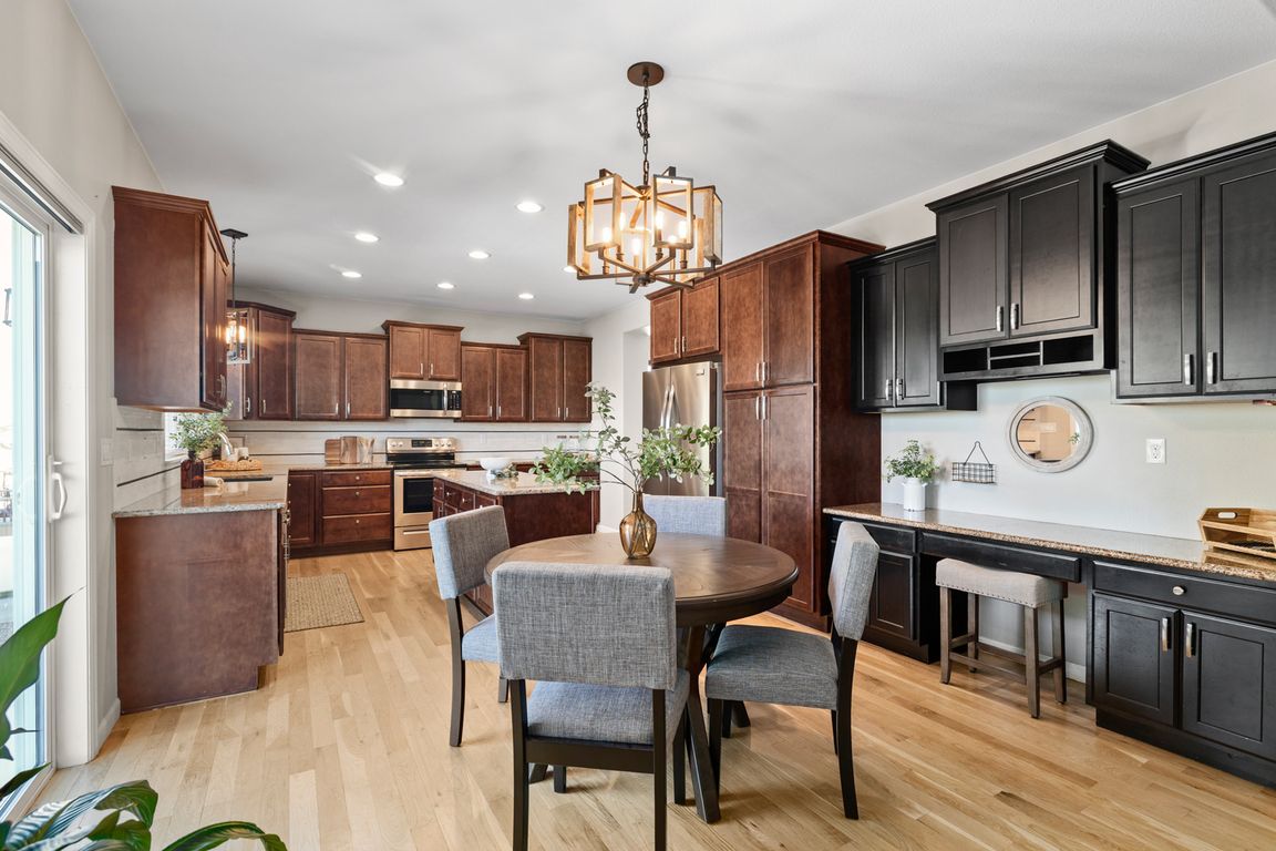 next background image