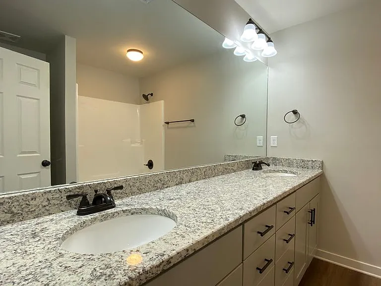 6228 Burbank Crossing Loop — Photo 29