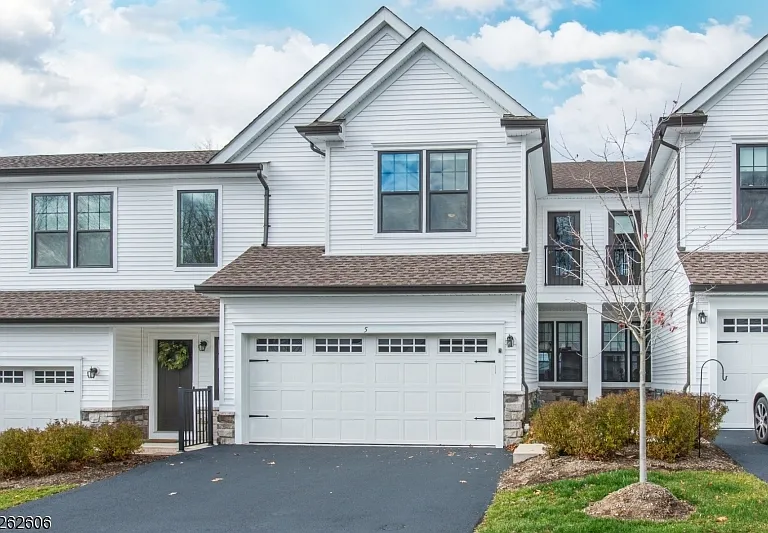 5 White Aster Ct — Photo 1
