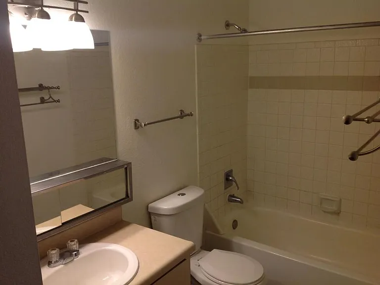 3135 N Mountain Ave — Photo 5