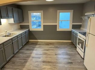 214 2nd St E, Hastings, MN 55033