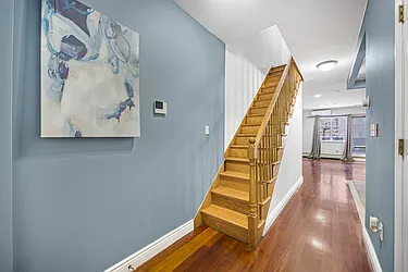 Rented by Alina Levina, LREB