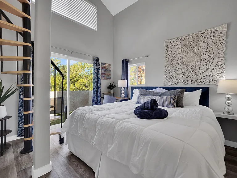 2261 Marlboro Dr — Photo 18