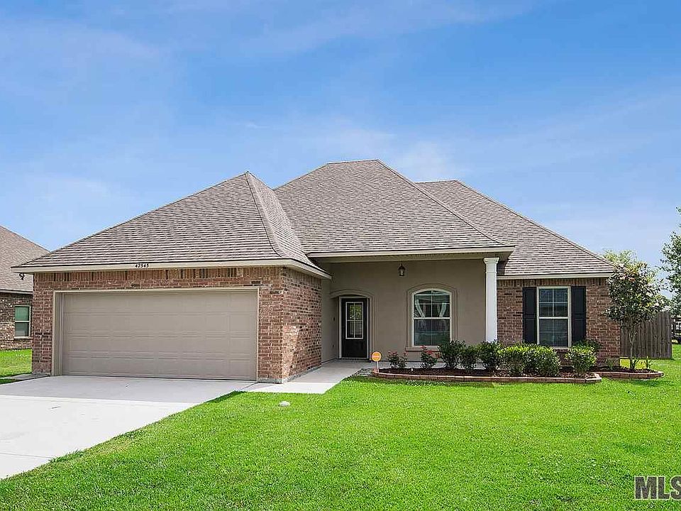 1st image of 42545 Wynstone Dr