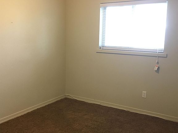 5th image of 864 E Bristle Pine Pl APT 10