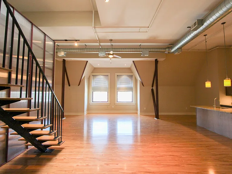 Fifth Avenue School Lofts — Photo 49