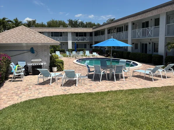 1001 NE 8th Ave, Delray Beach, FL 33483