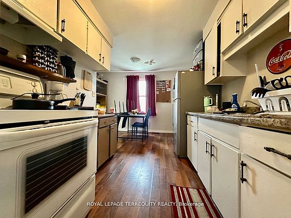 5th image of 10 Orchard Pl