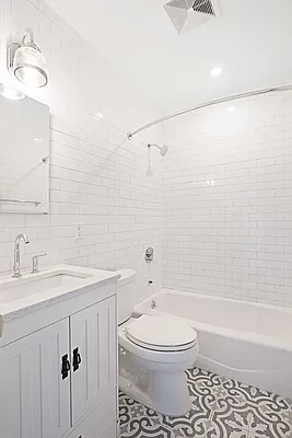 Rented by Compass | media 23