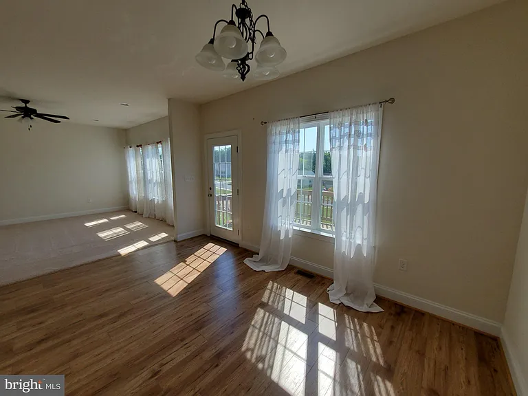 233 Kanter Dr — Photo 3
