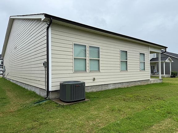 3rd image of 3711 Shady Forest Dr