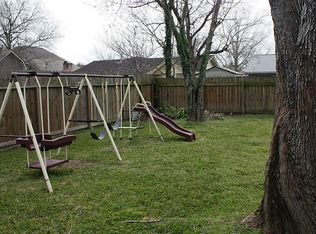 1410 Hoover Dr, Deer Park, TX 77536