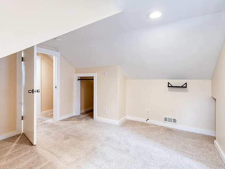 15 Georgia Ave NW — Photo 22